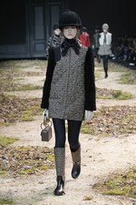 モンクレール ガム ルージュ 2015-16年秋冬コレクション - 英国貴族のように、乗馬を嗜む｜写真30