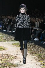 モンクレール ガム ルージュ 2015-16年秋冬コレクション - 英国貴族のように、乗馬を嗜む｜写真31