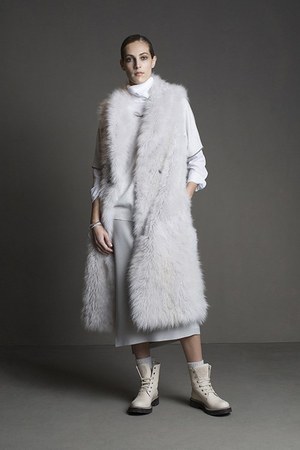 ブルネロ クチネリ(BRUNELLO CUCINELLI) 2015-16年秋冬ウィメンズコレクション  - 写真1