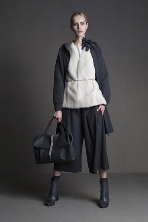 ブルネロ クチネリ(BRUNELLO CUCINELLI) 2015-16年秋冬ウィメンズコレクション  - 写真13