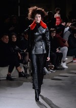 アレキサンダー・マックイーン 2015-16年秋冬コレクション - 優雅に咲き、一瞬にして朽ちる薔薇｜写真7