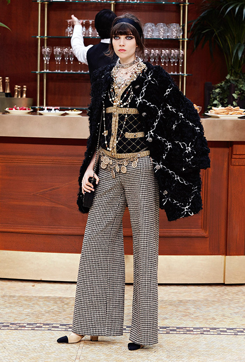 シャネル(CHANEL) 2015-16年秋冬ウィメンズコレクション  - 写真54