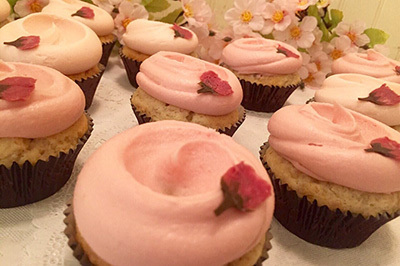 「サクラ カップケーキ」