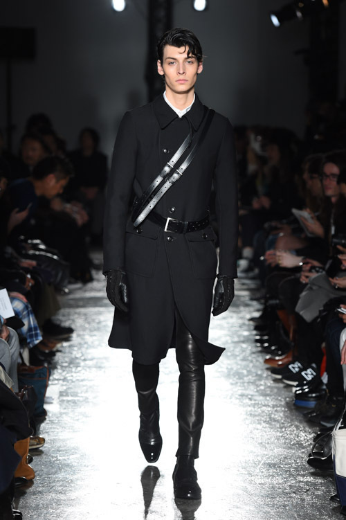 5351 プール・オム エ ラ ファム(5351 POUR LES HOMMES ET LES FEMMES) 2015-16年秋冬ウィメンズ&メンズコレクション  - 写真1