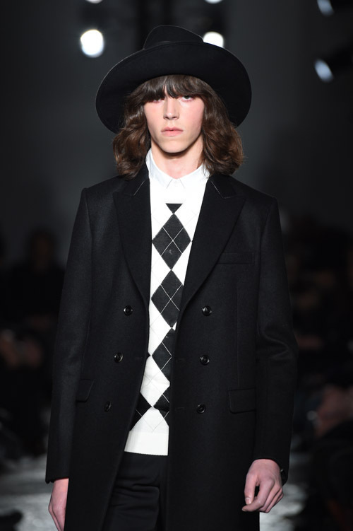 5351 プール・オム エ ラ ファム(5351 POUR LES HOMMES ET LES FEMMES) 2015-16年秋冬ウィメンズ&メンズコレクション  - 写真15