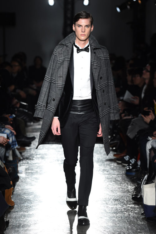 5351 プール・オム エ ラ ファム(5351 POUR LES HOMMES ET LES FEMMES) 2015-16年秋冬ウィメンズ&メンズコレクション  - 写真56