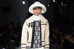 5351プール・オム エ ラ・ファム 2015-16年秋冬 - 飛び出せ、教科書を捨てて大人の遊びへ