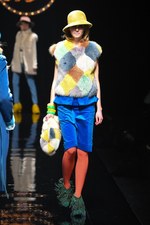 ケイタマルヤマ2015-16年秋冬コレクション - オリエンタルな装いに、夜の香りをまとわせて｜写真17