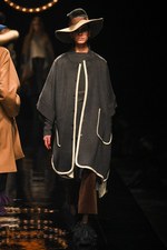 ケイタマルヤマ2015-16年秋冬コレクション - オリエンタルな装いに、夜の香りをまとわせて｜写真31