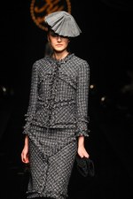 ケイタマルヤマ2015-16年秋冬コレクション - オリエンタルな装いに、夜の香りをまとわせて｜写真34