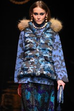 ケイタマルヤマ2015-16年秋冬コレクション - オリエンタルな装いに、夜の香りをまとわせて｜写真55