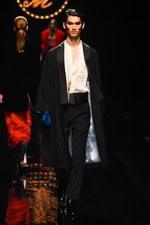 ケイタマルヤマ2015-16年秋冬コレクション - オリエンタルな装いに、夜の香りをまとわせて｜写真59