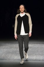 イイザ ローン 2015年秋冬コレクション - 夜のシーンにも添うリアルクローズ｜写真6