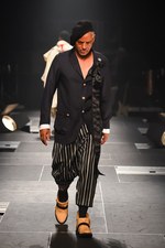 タケオキクチ2015年秋冬コレクション - 不真面目で美しい、ユニセックスの脱構築｜写真17