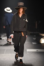 タケオキクチ2015年秋冬コレクション - 不真面目で美しい、ユニセックスの脱構築｜写真19
