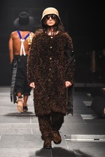 タケオキクチ2015年秋冬コレクション - 不真面目で美しい、ユニセックスの脱構築｜写真39