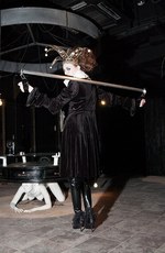 アリスアウアア 2015-16年秋冬コレクション - 禁断のパーティーを覗いていって｜写真4