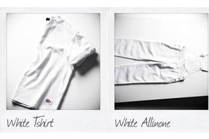 スタニングルアーがディッキーズと初コラボ！オールホワイトのTシャツやパンツなど