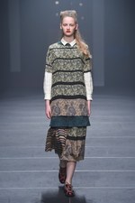 インプロセス 2015-16年秋冬コレクション - 70年代のアートが奏でる直線×曲線の美｜写真15