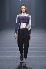 インプロセス 2015-16年秋冬コレクション - 70年代のアートが奏でる直線×曲線の美｜写真16