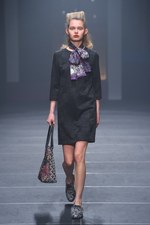 インプロセス 2015-16年秋冬コレクション - 70年代のアートが奏でる直線×曲線の美｜写真19