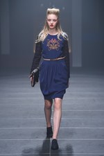 インプロセス 2015-16年秋冬コレクション - 70年代のアートが奏でる直線×曲線の美｜写真24