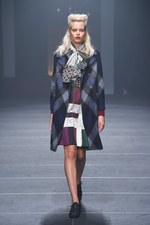 インプロセス 2015-16年秋冬コレクション - 70年代のアートが奏でる直線×曲線の美｜写真31