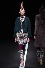 ユマ コシノ 2015-16年秋冬コレクション - かき鳴らすパンク、都会を駆け抜ける女性像｜写真40