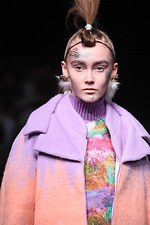 ユマ コシノ 2015-16年秋冬コレクション - かき鳴らすパンク、都会を駆け抜ける女性像｜写真48