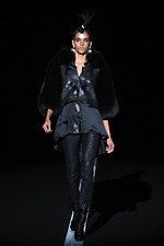 ユマ コシノ 2015-16年秋冬コレクション - かき鳴らすパンク、都会を駆け抜ける女性像｜写真62