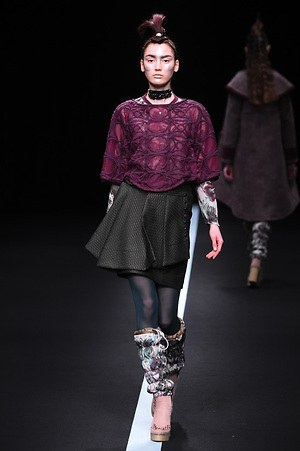 ユマ コシノ 2015-16年秋冬コレクション - かき鳴らすパンク、都会を駆け抜ける女性像｜写真38