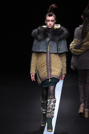 ユマ コシノ 2015-16年秋冬コレクション - かき鳴らすパンク、都会を駆け抜ける女性像｜写真44