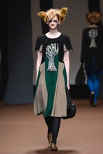 ヒロコ コシノ 2015-16年秋冬コレクション - 森の奥へと歩みを進めるラグジュアリー｜写真26