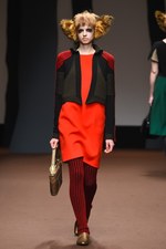 ヒロコ コシノ 2015-16年秋冬コレクション - 森の奥へと歩みを進めるラグジュアリー｜写真28