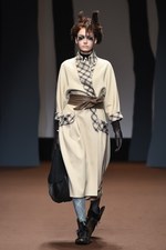 ヒロコ コシノ 2015-16年秋冬コレクション - 森の奥へと歩みを進めるラグジュアリー｜写真47