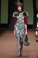 ヒロコ コシノ 2015-16年秋冬コレクション - 森の奥へと歩みを進めるラグジュアリー｜写真68