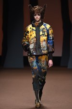 ヒロコ コシノ 2015-16年秋冬コレクション - 森の奥へと歩みを進めるラグジュアリー｜写真85