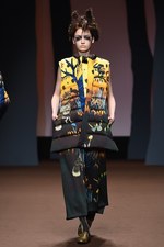 ヒロコ コシノ 2015-16年秋冬コレクション - 森の奥へと歩みを進めるラグジュアリー｜写真86