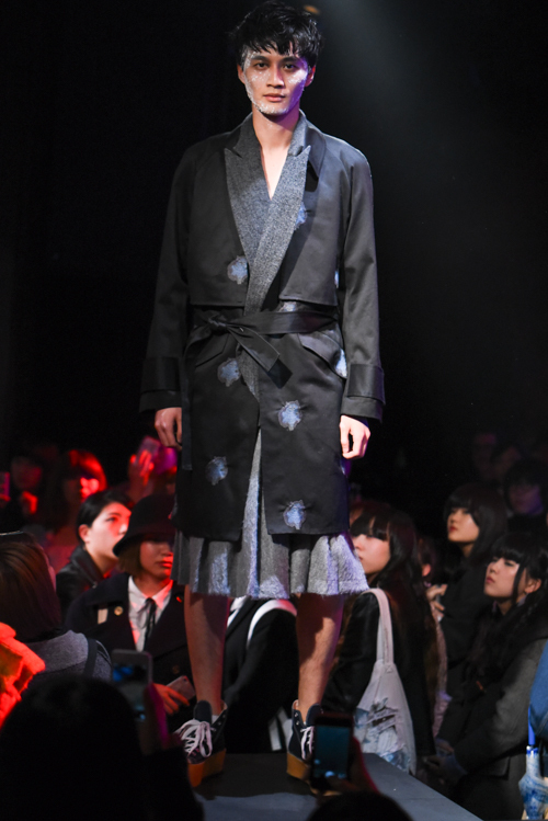 ミキオサカベ 2015-16年秋冬<span>コレクション</span> - 写真17