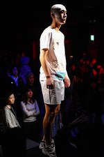 ミキオサカベ 2015-16年秋冬コレクション - グランジに例える、少年の不安定な青春時代｜写真17