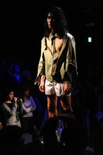 ミキオサカベ 2015-16年秋冬コレクション - グランジに例える、少年の不安定な青春時代｜写真24