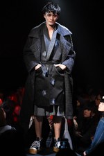 ミキオサカベ 2015-16年秋冬コレクション - グランジに例える、少年の不安定な青春時代｜写真18