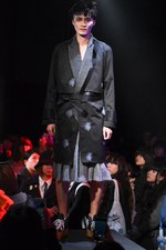 ミキオサカベ 2015-16年秋冬コレクション - グランジに例える、少年の不安定な青春時代｜写真9