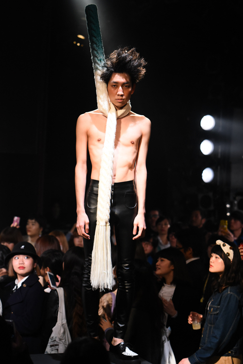 ミキオサカベ＆リトゥン山縣が率いる「東京ニューエイジ」、ファッションショーを開催 | 写真