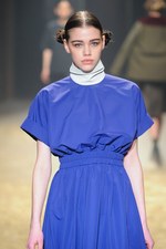 KBF 2015-16年秋冬コレクション - 多彩なシルエットで、旅に想いを馳せて｜写真40