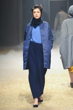 KBF 2015-16年秋冬コレクション - 多彩なシルエットで、旅に想いを馳せて｜写真69