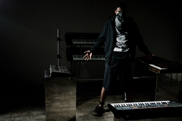 パブリックイメージ 2011年春夏 メンズ コレクション