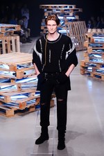 ディスカバード 2015-16年秋冬コレクション - 不変のアメカジスタイルは豊富なパターンで｜写真15