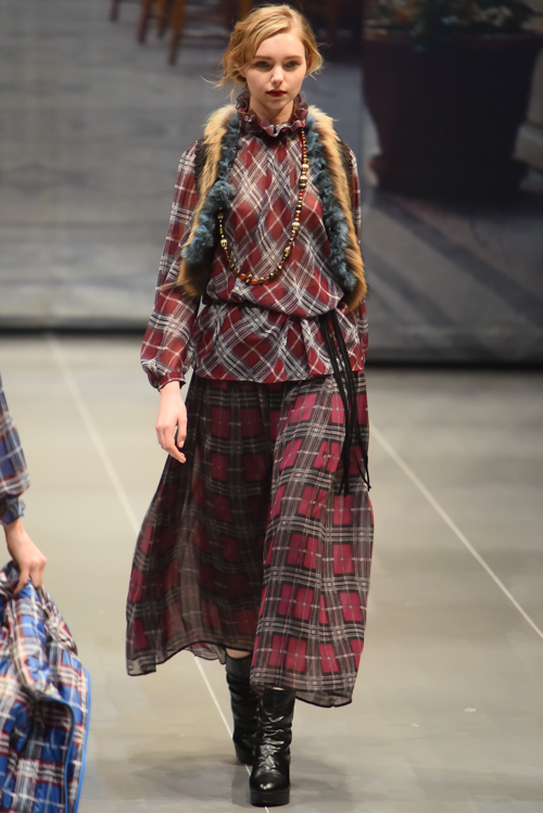 ユキ トリヰ インターナショナル 2015-16年秋冬<span>コレクション</span> - 写真45