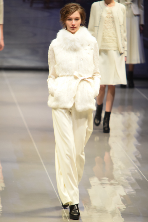 ユキ トリヰ インターナショナル 2015-16年秋冬<span>コレクション</span> - 写真48